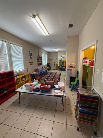 420 N Acadian Thwy, Baton Rouge, LA 70806