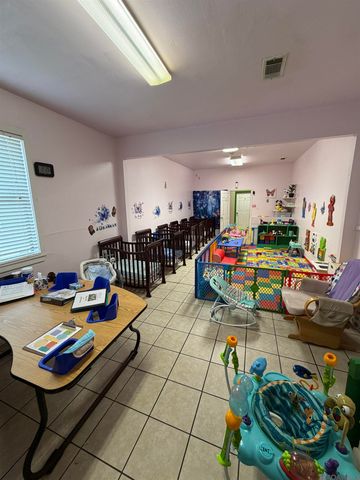 420 N Acadian Thwy, Baton Rouge, LA 70806