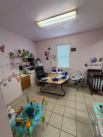 420 N Acadian Thwy, Baton Rouge, LA 70806