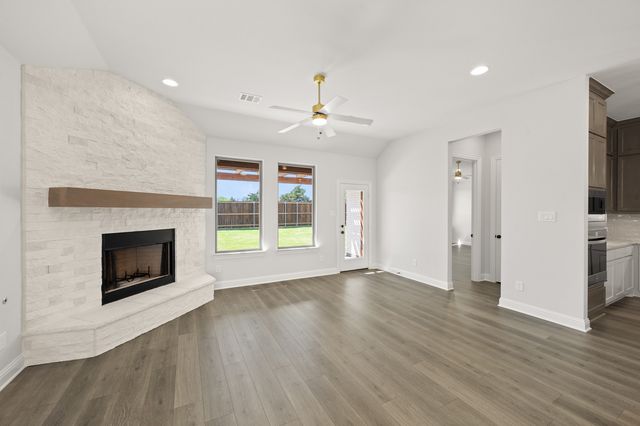 1869 Rough Ridge Trail, Midlothian, TX 76065