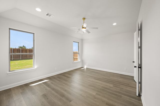 1869 Rough Ridge Trail, Midlothian, TX 76065