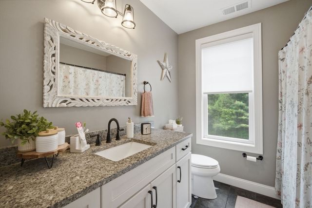 75 Kendall St, Granby, MA 01033