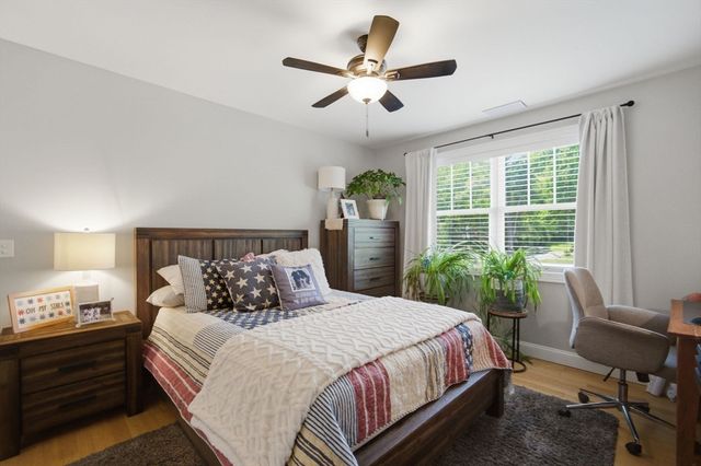 75 Kendall St, Granby, MA 01033
