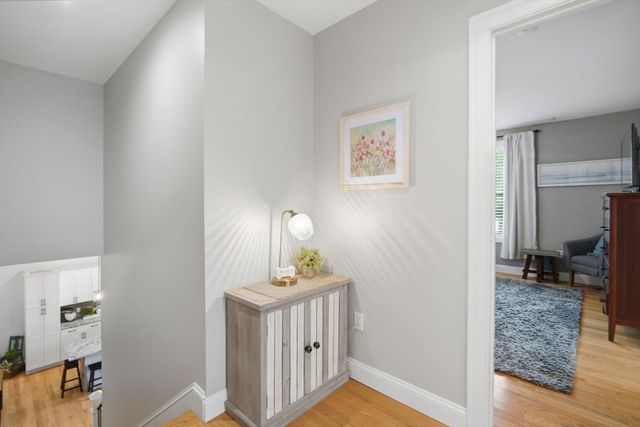 75 Kendall St, Granby, MA 01033