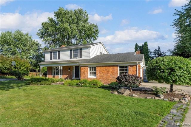 4158 Cherrywood Drive, Troy, MI 48098