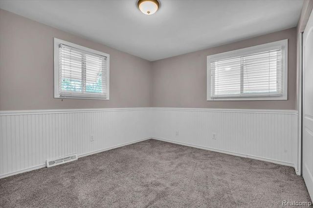 4158 Cherrywood Drive, Troy, MI 48098