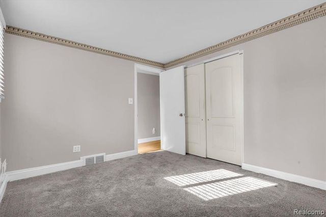 4158 Cherrywood Drive, Troy, MI 48098