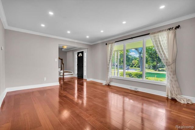 4158 Cherrywood Drive, Troy, MI 48098