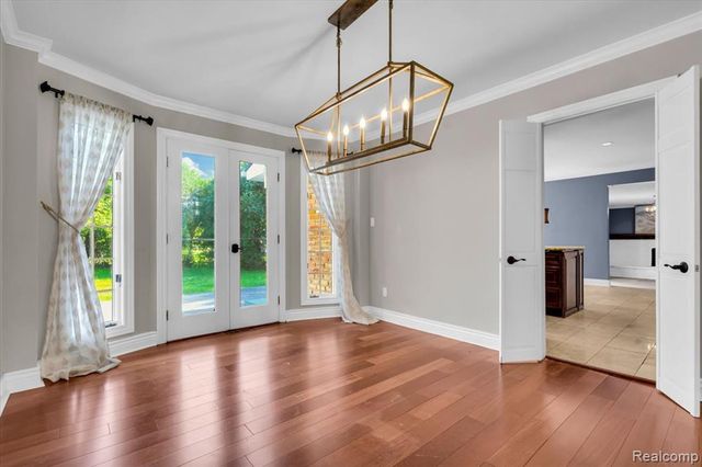4158 Cherrywood Drive, Troy, MI 48098