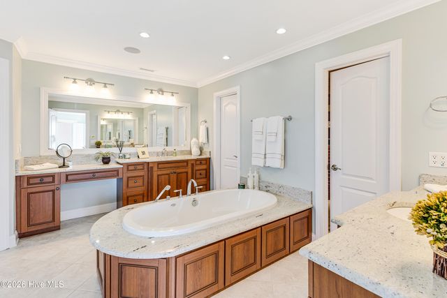 121 SE 67th Street, Oak Island, NC 28465