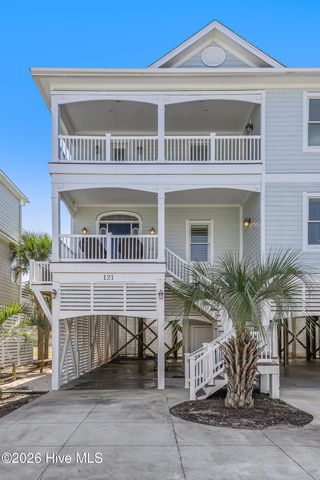 121 SE 67th Street, Oak Island, NC 28465