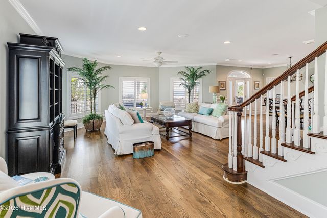 121 SE 67th Street, Oak Island, NC 28465