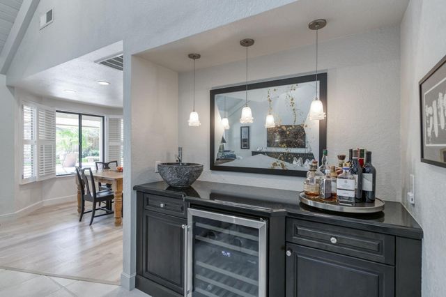 579 E Portland Avenue, Fresno, CA 93720