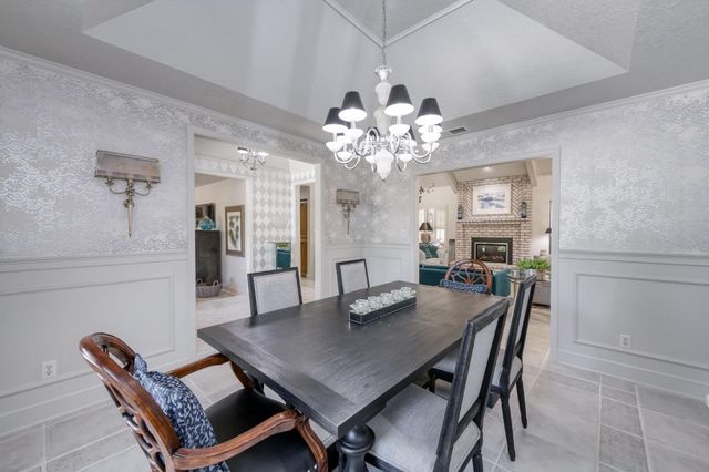 579 E Portland Avenue, Fresno, CA 93720