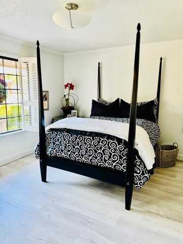 579 E Portland Avenue, Fresno, CA 93720