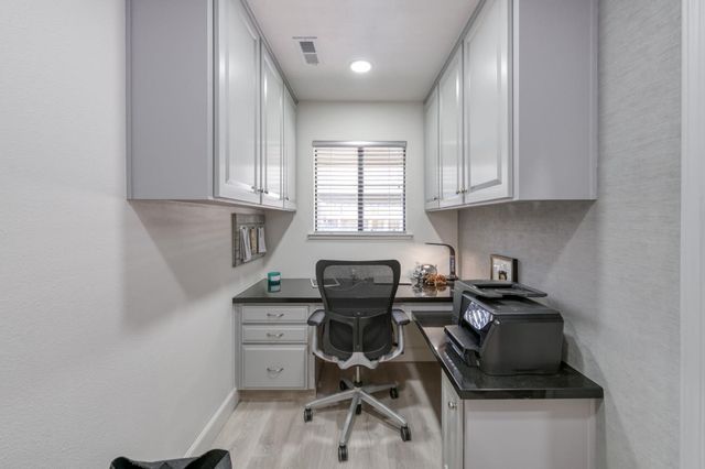 579 E Portland Avenue, Fresno, CA 93720