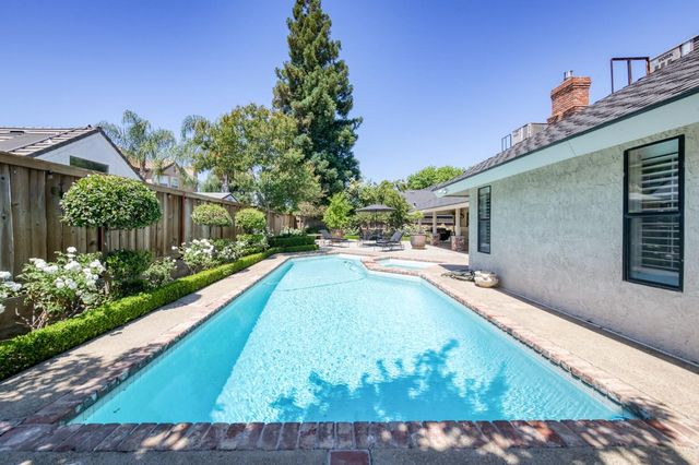 579 E Portland Avenue, Fresno, CA 93720
