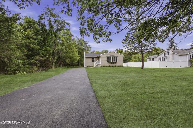 710 Monmouth Road, Cream Ridge, NJ 08514