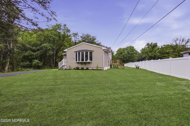 710 Monmouth Road, Cream Ridge, NJ 08514