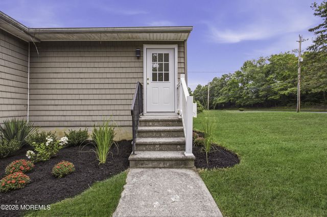 710 Monmouth Road, Cream Ridge, NJ 08514