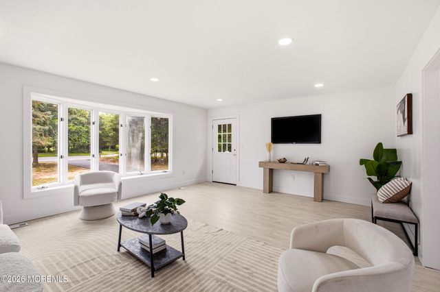 710 Monmouth Road, Cream Ridge, NJ 08514