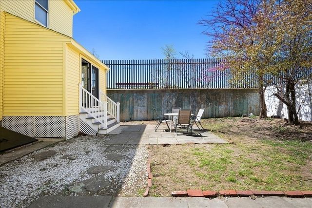 9 Allen Ct 9, Somerville, MA 02143