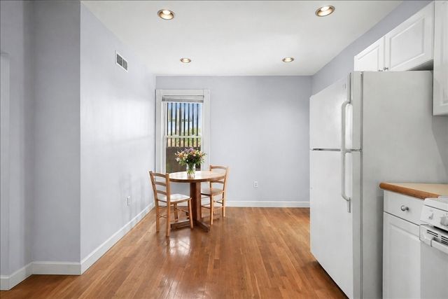 9 Allen Ct 9, Somerville, MA 02143