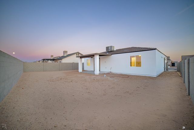 10668 E 45 Pl, Yuma, AZ 85367