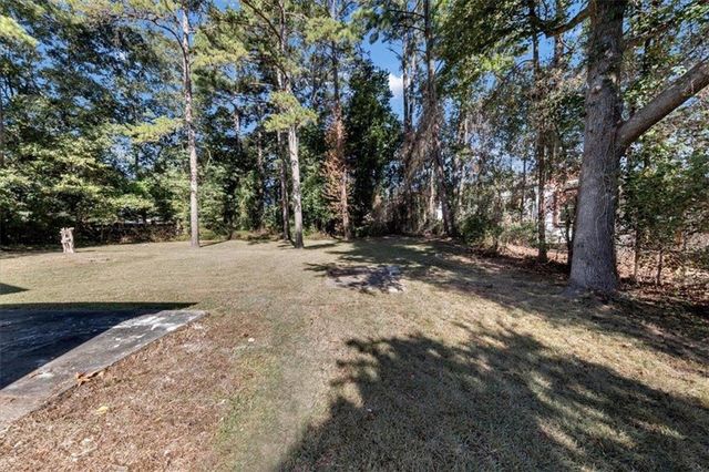 7977 Flanders Ct, Jonesboro, GA 30238