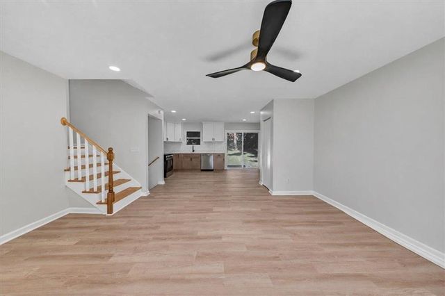 7977 Flanders Ct, Jonesboro, GA 30238