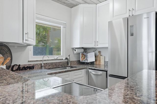 405 MENENDEZ STREET, Venice, FL 34285