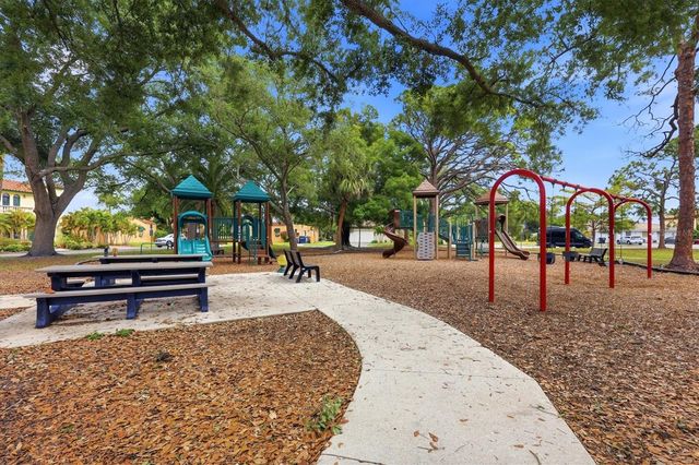 405 MENENDEZ STREET, Venice, FL 34285