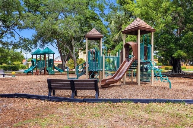 405 MENENDEZ STREET, Venice, FL 34285