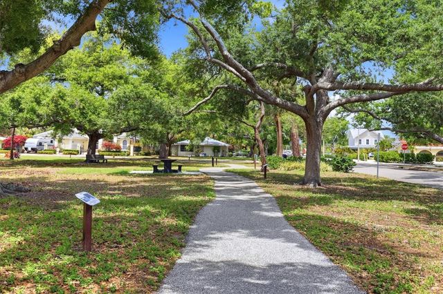 405 MENENDEZ STREET, Venice, FL 34285