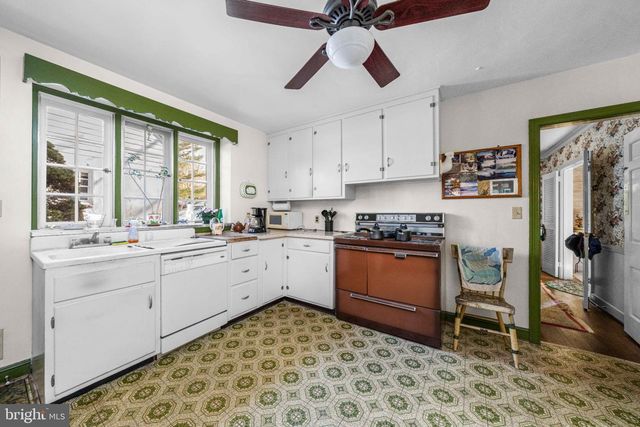 109 OXFORD PL, Wilmington, DE 19803