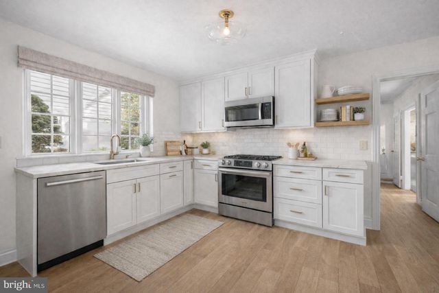 109 OXFORD PL, Wilmington, DE 19803