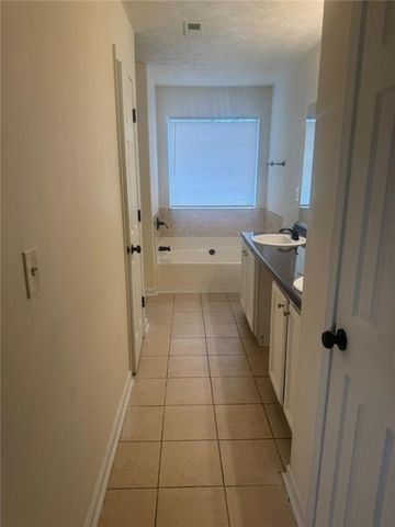 5842 Wellborn Oaks Court, Lithonia, GA 30058