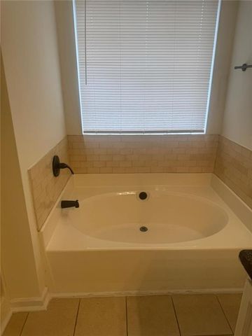 5842 Wellborn Oaks Court, Lithonia, GA 30058