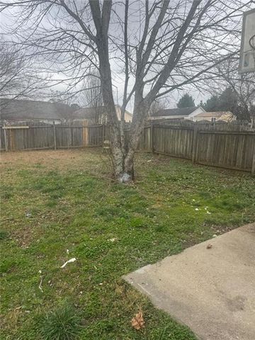 5842 Wellborn Oaks Court, Lithonia, GA 30058