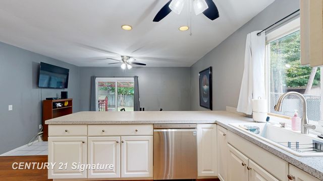 5240 Wishing Well Drive, Grand Blanc Twp, MI 48439