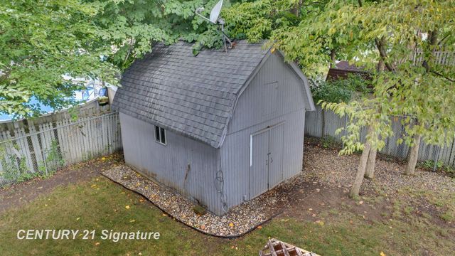 5240 Wishing Well Drive, Grand Blanc Twp, MI 48439