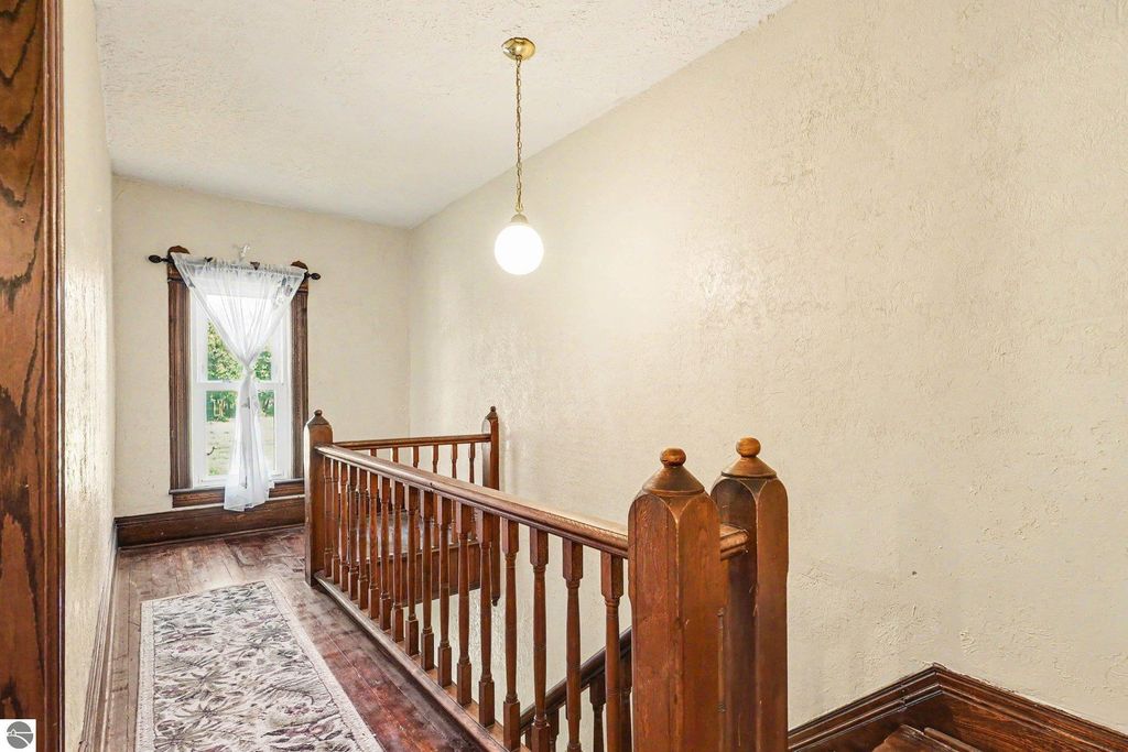 Image 15 of property listing at 3780 E Coe Road, Shepherd, MI 48883
