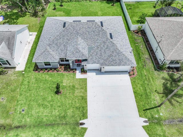 64 Bennett Ln, Palm Coast, FL 32137
