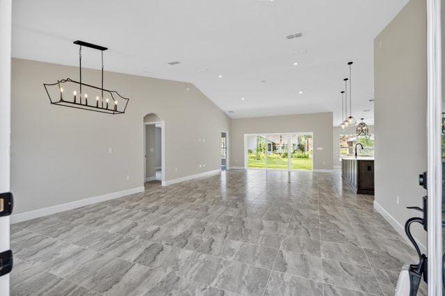 64 Bennett Ln, Palm Coast, FL 32137