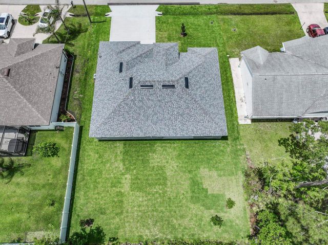 64 Bennett Ln, Palm Coast, FL 32137