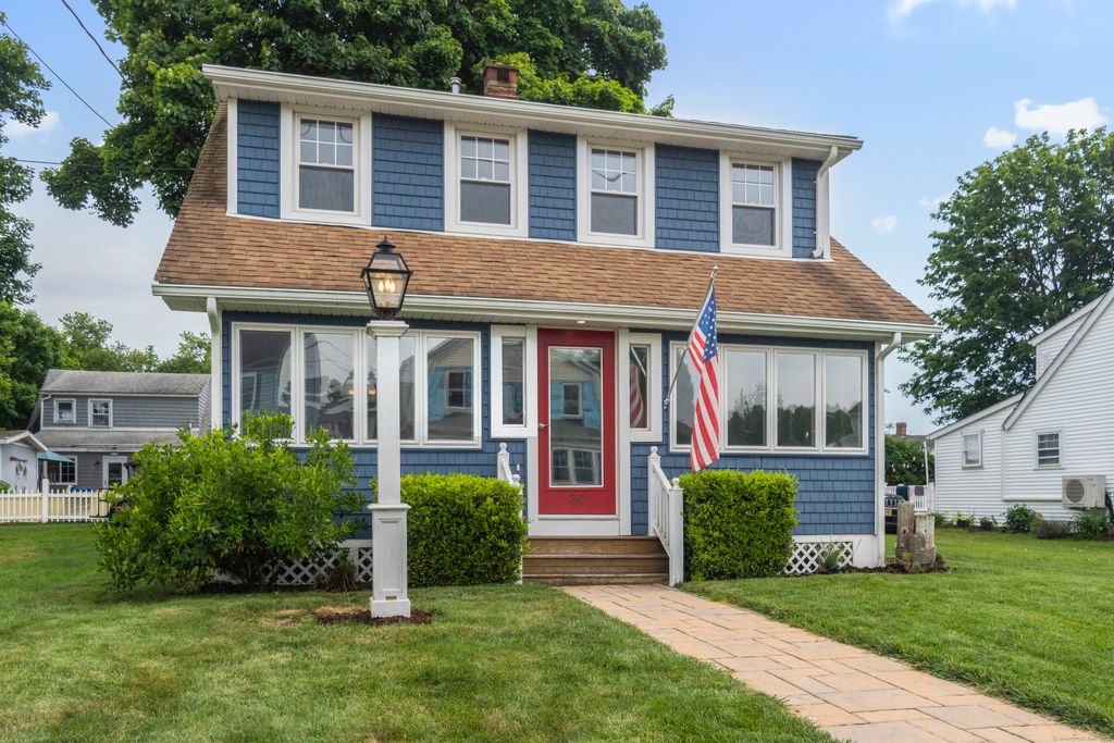 30 New Britain Road, Old Lyme, CT 06371