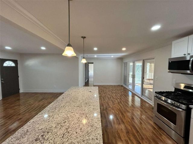4642 Elmhurst Drive, Douglasville, GA 30135