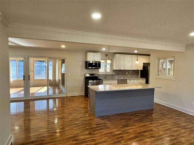 4642 Elmhurst Drive, Douglasville, GA 30135
