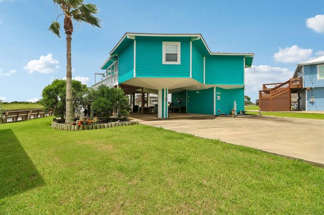 130 Admiral Lane, Freeport, TX 77541
