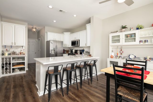 941 Sunny Slope Trace, Lexington, KY 40514